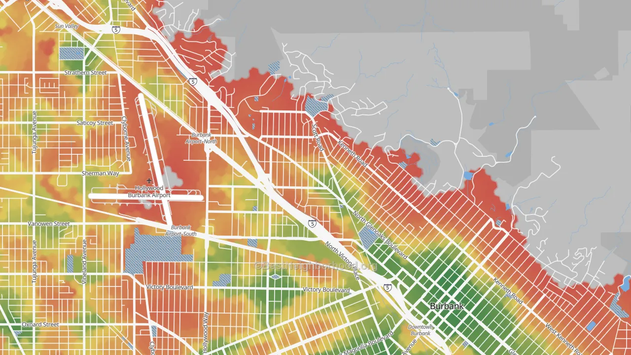 Walk Grade map of 91504, CA, walkable areas in green and car-dependent areas in red