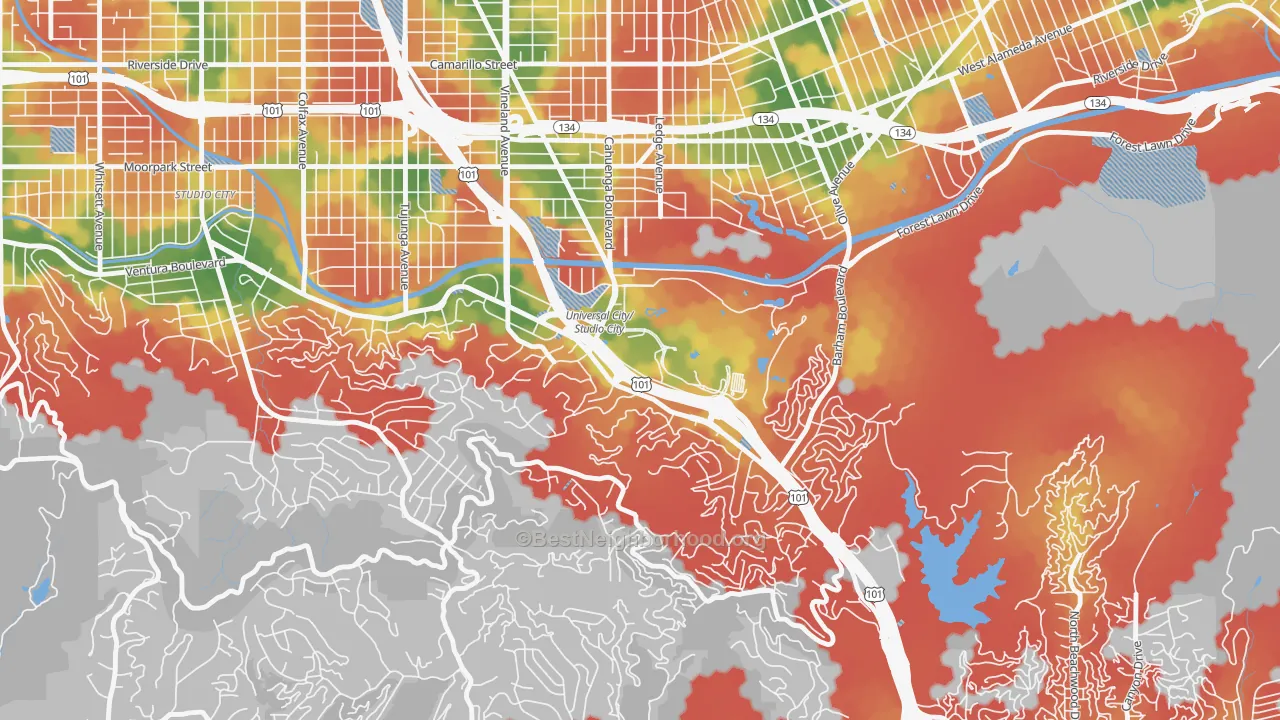 Walk Grade map of 91608, CA, walkable areas in green and car-dependent areas in red