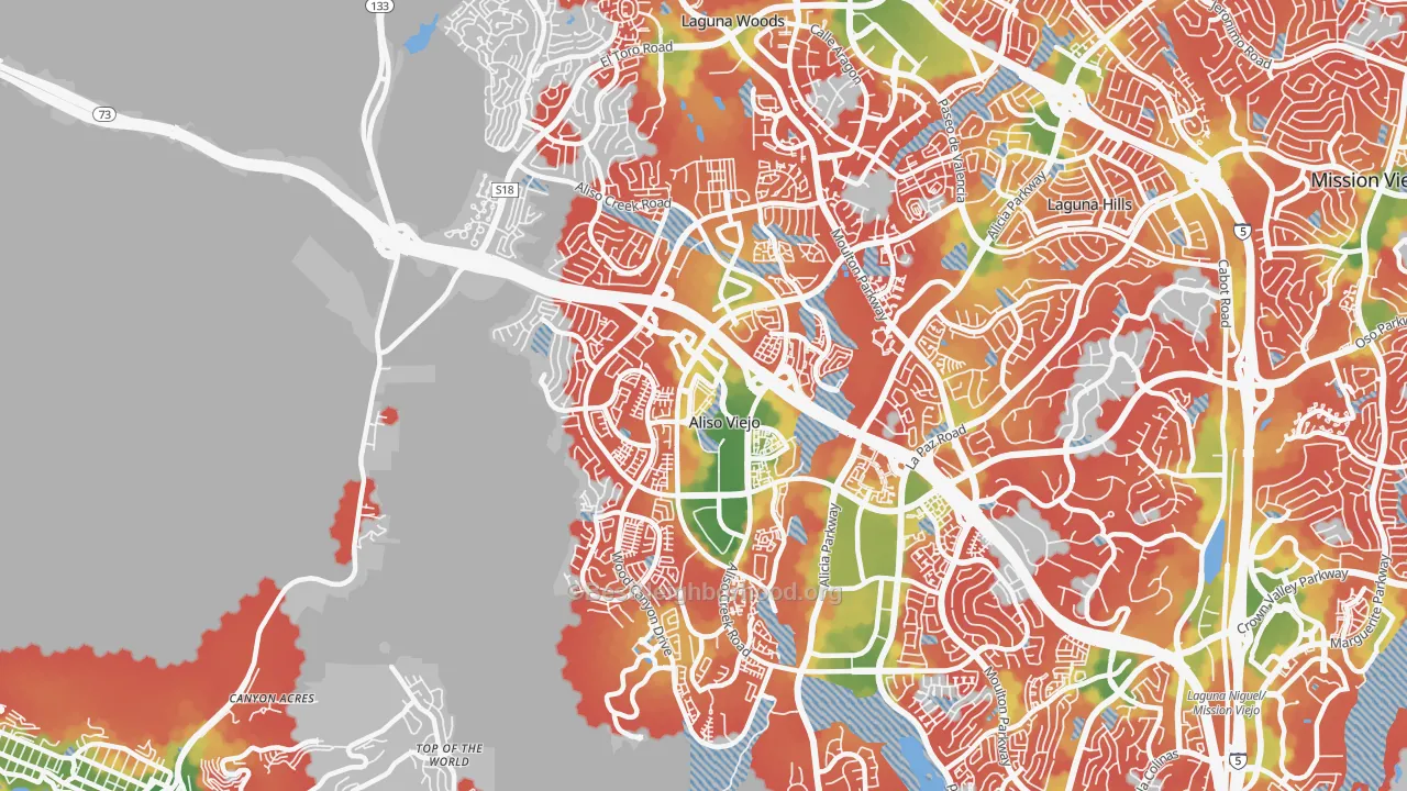 Walk Grade map of 92656, CA, walkable areas in green and car-dependent areas in red