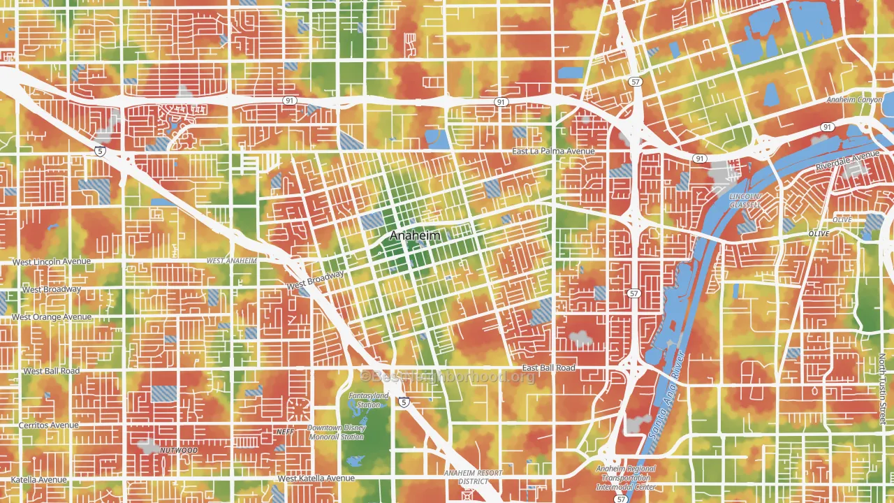 Walk Grade map of 92805, CA, walkable areas in green and car-dependent areas in red