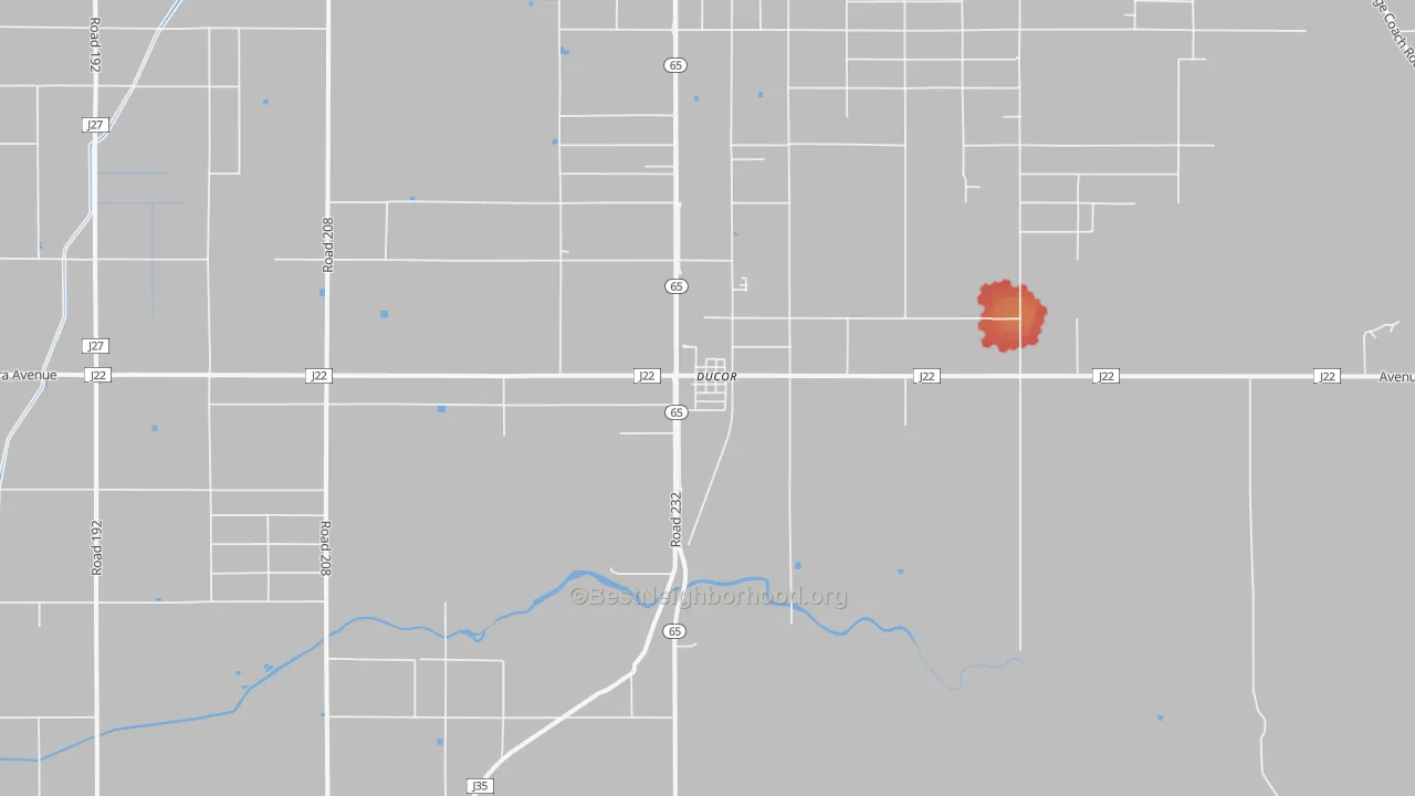 Walk Grade map of 93218, CA, walkable areas in green and car-dependent areas in red