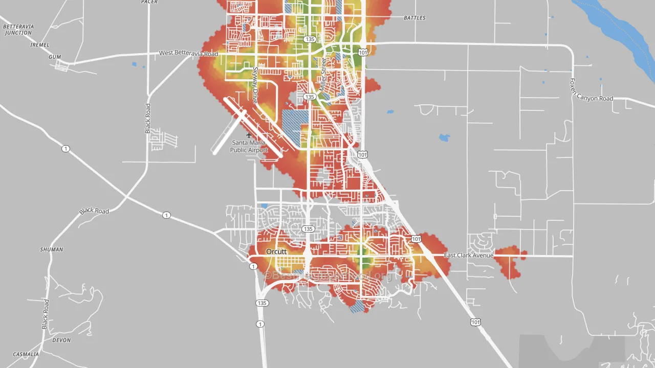 Walk Grade map of 93455, CA, walkable areas in green and car-dependent areas in red