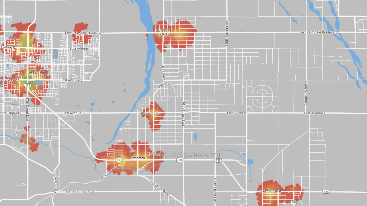 Walk Grade map of 93543, CA, walkable areas in green and car-dependent areas in red