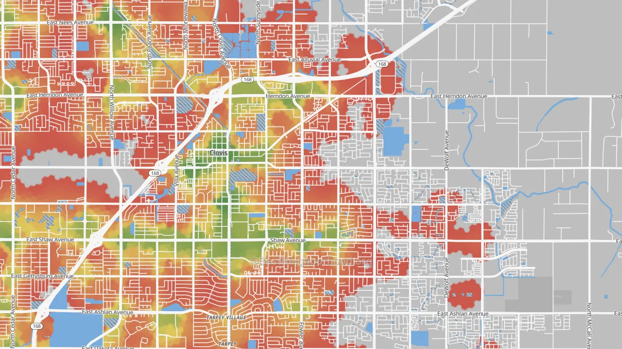 Walk Grade map of 93611, CA, walkable areas in green and car-dependent areas in red