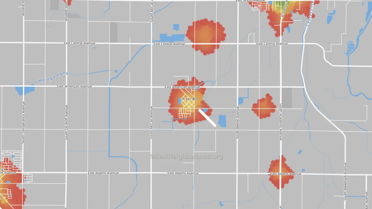 Walk Grade map of 93616, CA, walkable areas in green and car-dependent areas in red