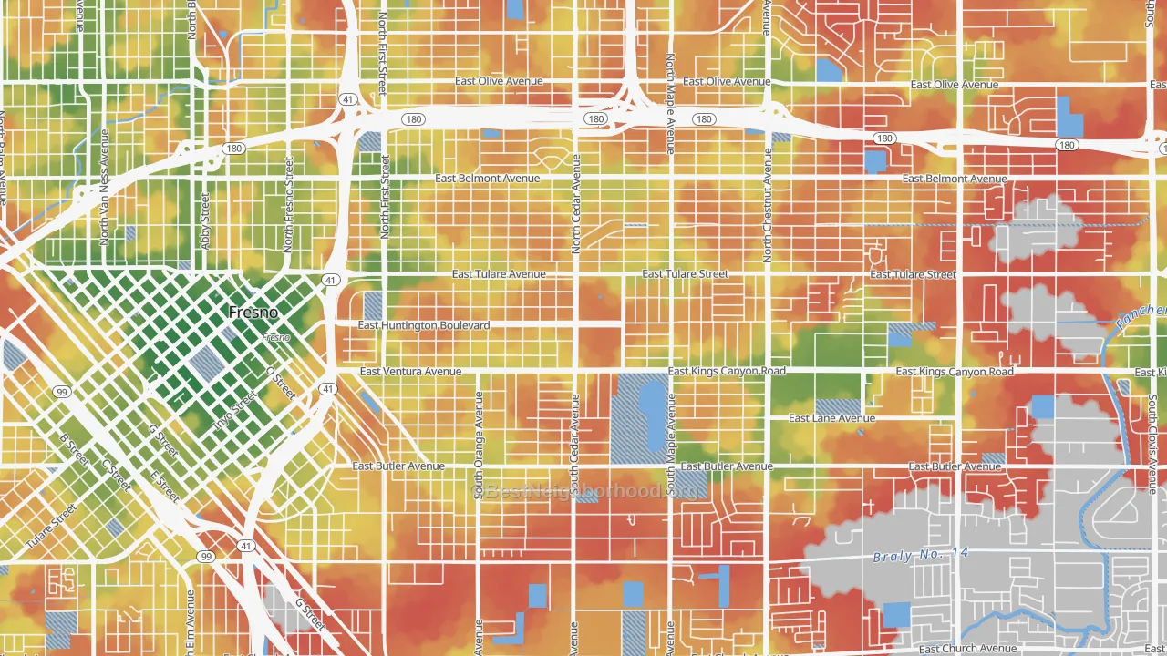 Walk Grade map of 93702, CA, walkable areas in green and car-dependent areas in red