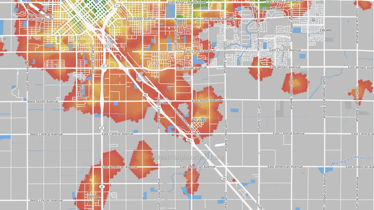 Walk Grade map of 93725, CA, walkable areas in green and car-dependent areas in red