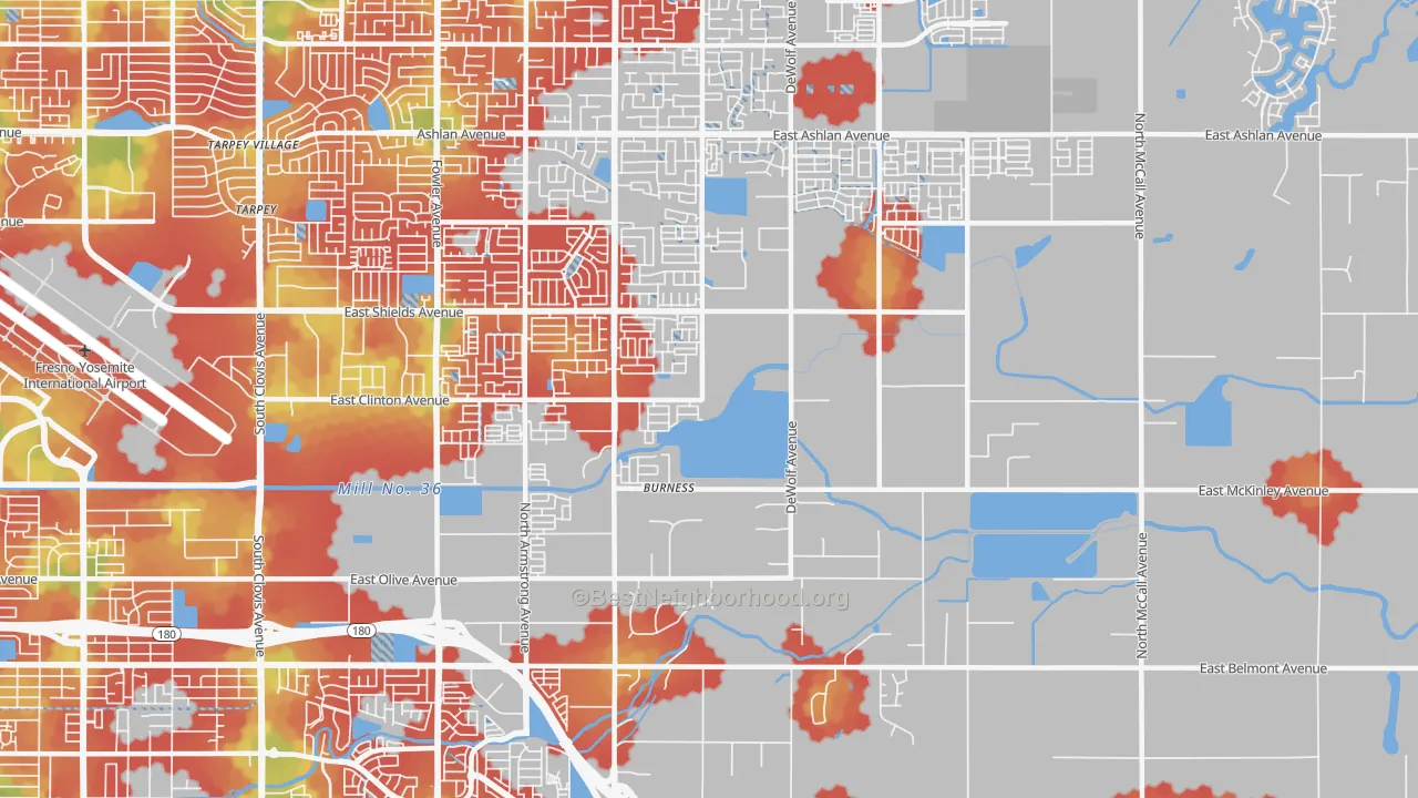 Walk Grade map of 93737, CA, walkable areas in green and car-dependent areas in red