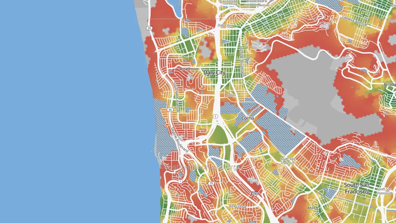Walk Grade map of 94015, CA, walkable areas in green and car-dependent areas in red