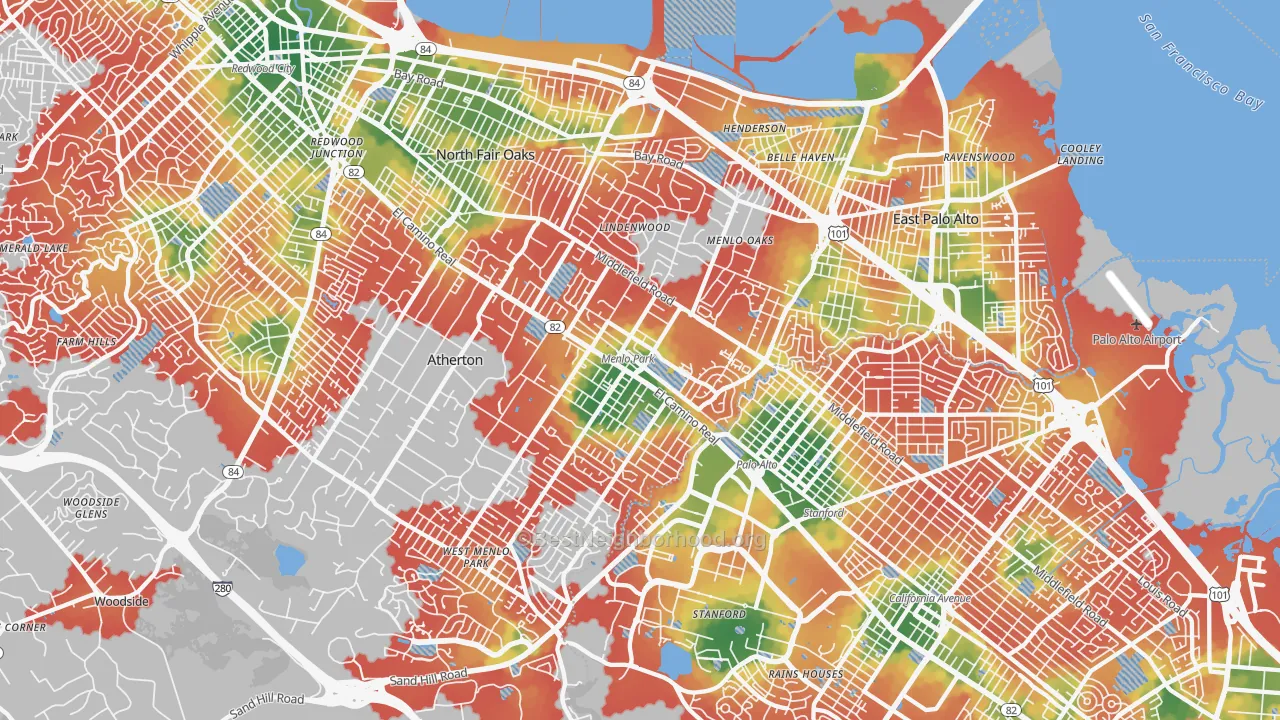 Walk Grade map of 94025, CA, walkable areas in green and car-dependent areas in red