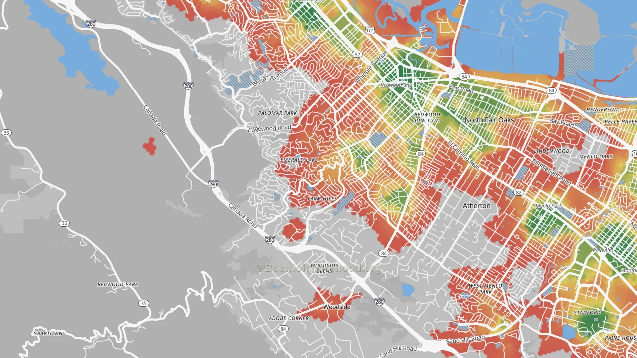 Walk Grade map of 94062, CA, walkable areas in green and car-dependent areas in red