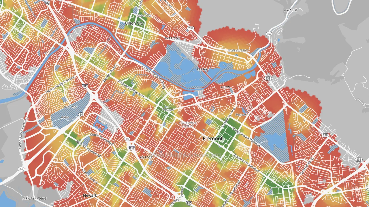 Walk Grade map of 94536, CA, walkable areas in green and car-dependent areas in red