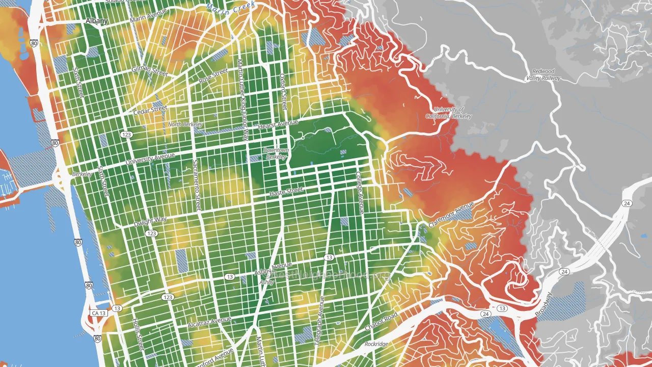 Walk Grade map of 94704, CA, walkable areas in green and car-dependent areas in red