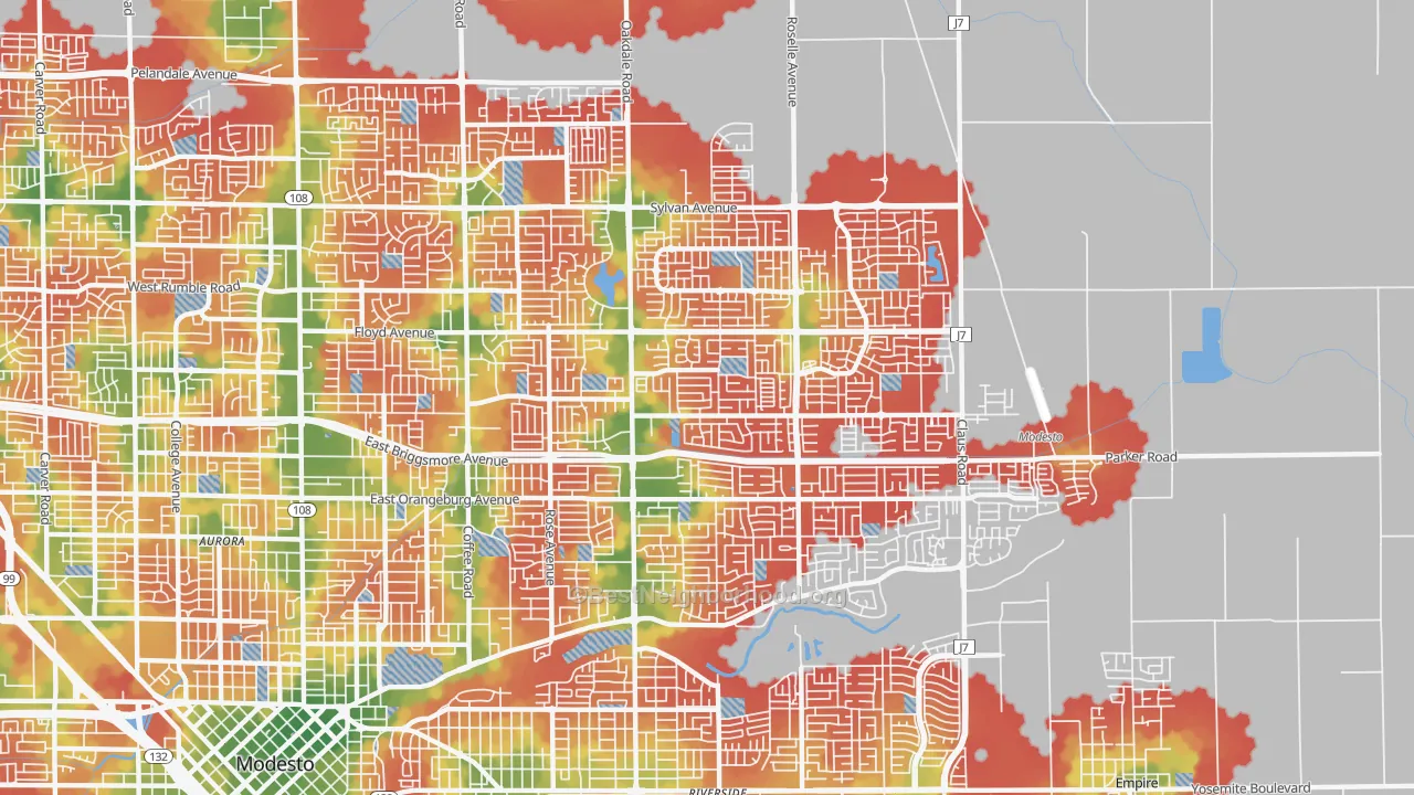 Walk Grade map of 95355, CA, walkable areas in green and car-dependent areas in red