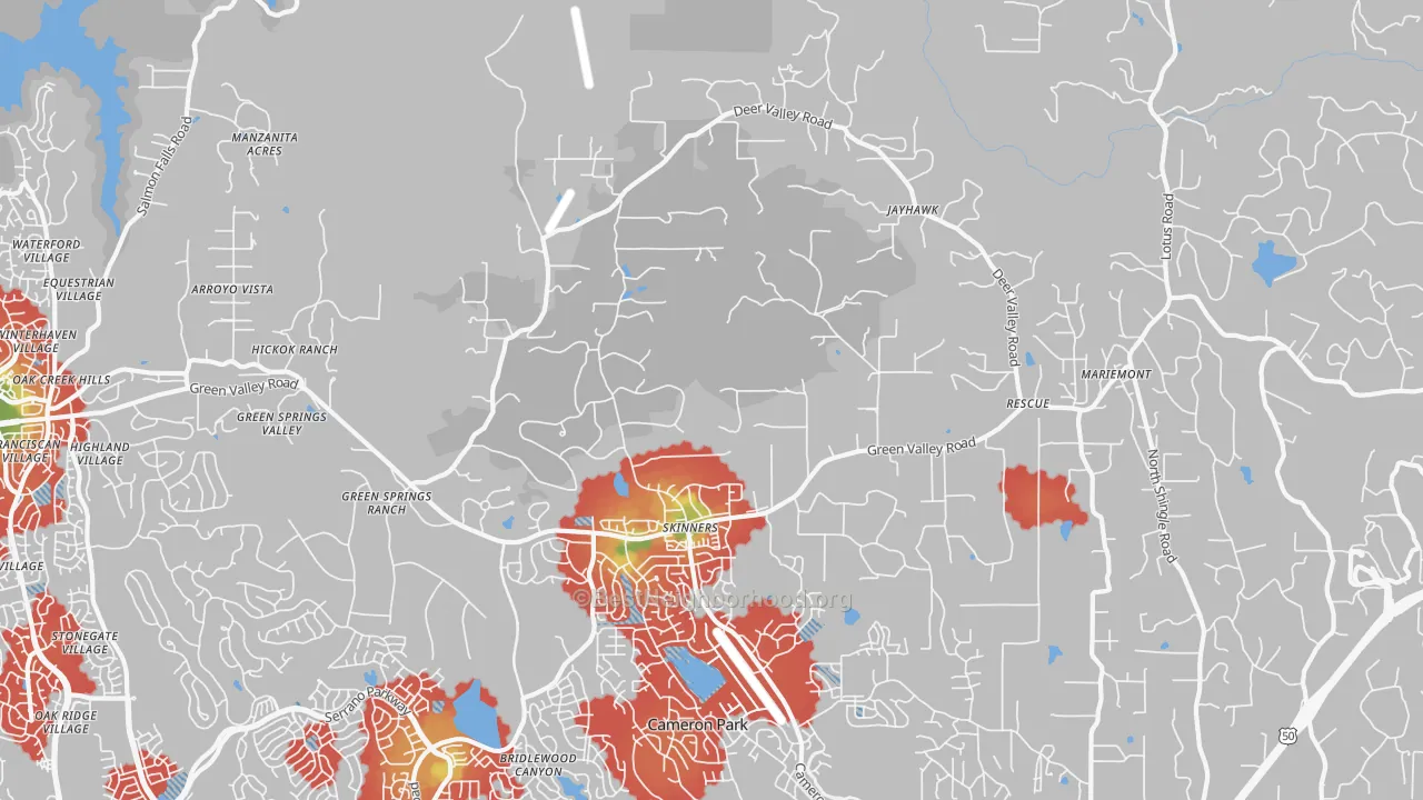 Walk Grade map of 95672, CA, walkable areas in green and car-dependent areas in red