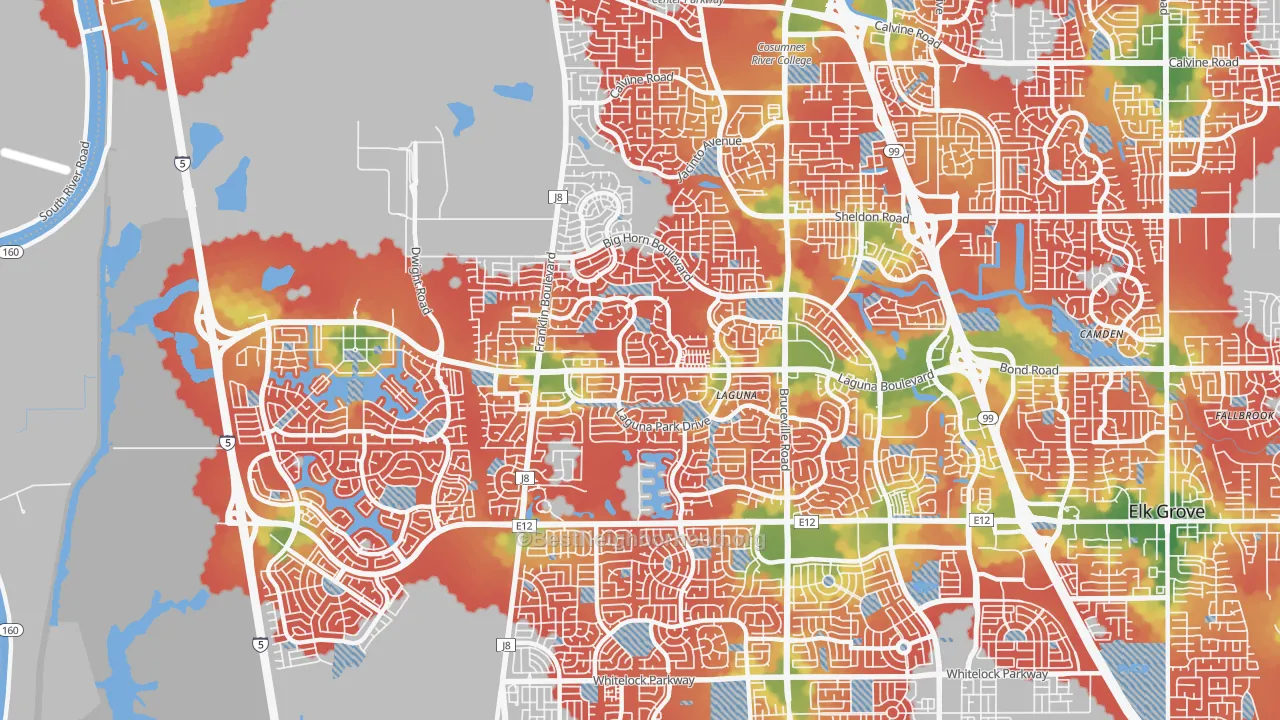 Walk Grade map of 95758, CA, walkable areas in green and car-dependent areas in red