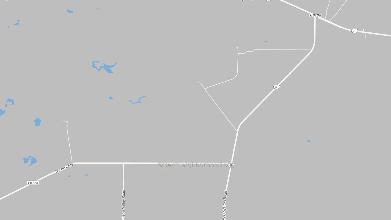 Walk Grade map of 96135, CA, walkable areas in green and car-dependent areas in red