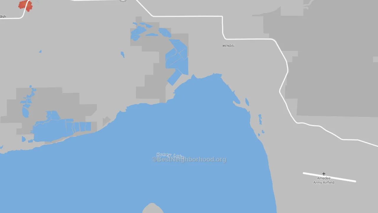 Walk Grade map of 96136, CA, walkable areas in green and car-dependent areas in red