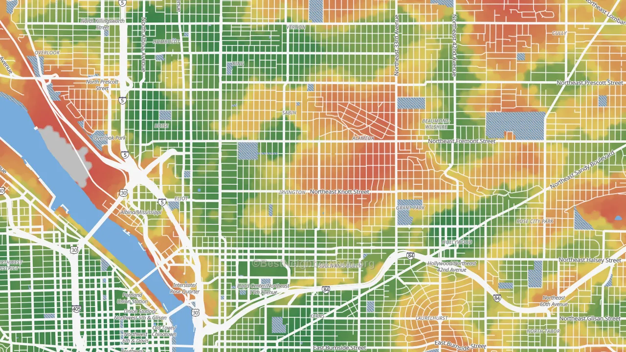 Walk Grade map of 97212, OR, walkable areas in green and car-dependent areas in red