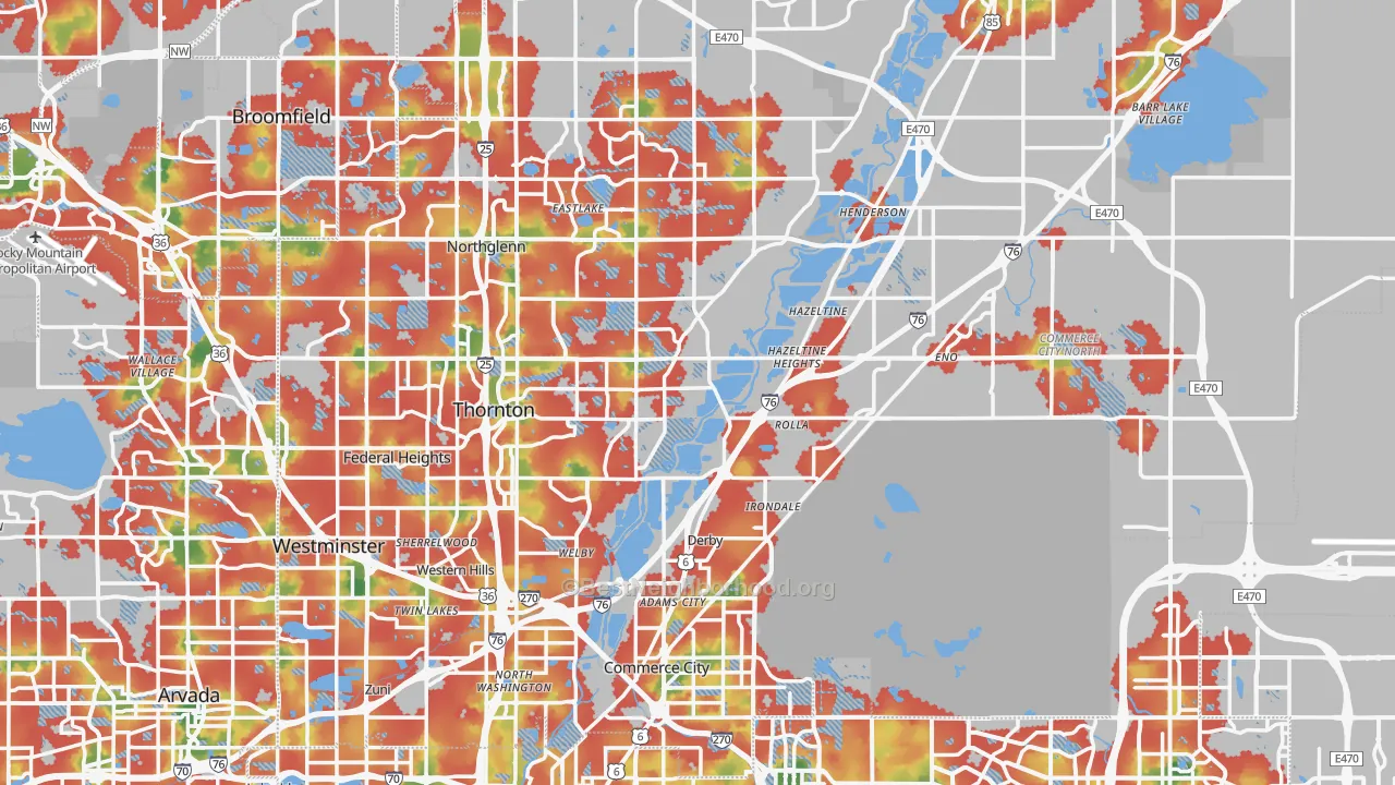 Walk Grade map of Adams County, CO, walkable areas in green and car-dependent areas in red
