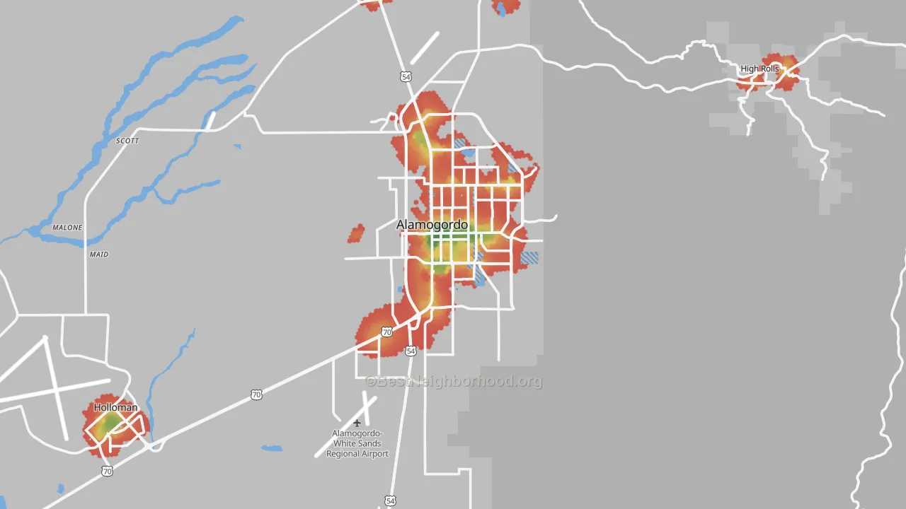 Walk Grade map of Alamogordo, NM, walkable areas in green and car-dependent areas in red