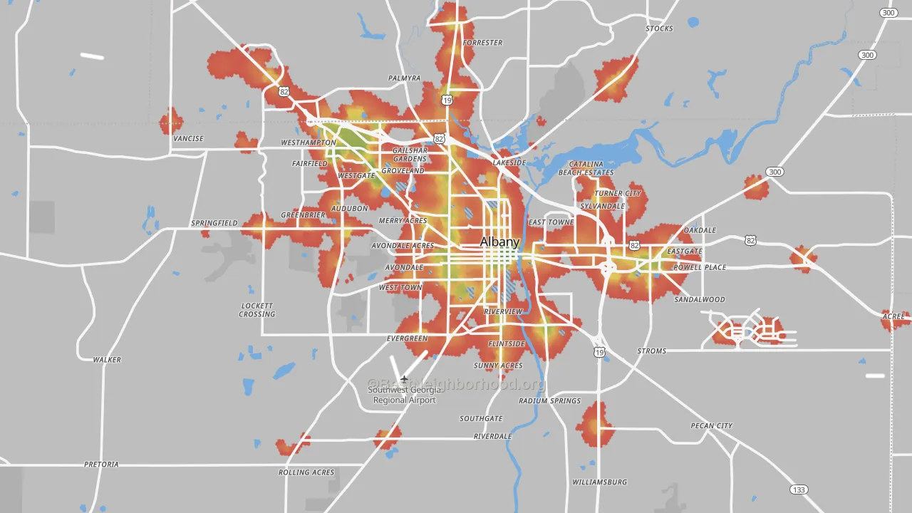 Walk Grade map of Albany, GA, walkable areas in green and car-dependent areas in red