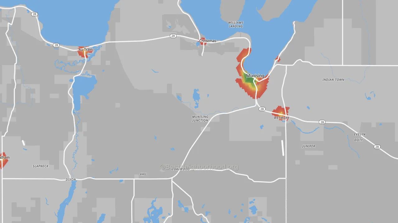 Walk Grade map of Alger County, MI, walkable areas in green and car-dependent areas in red