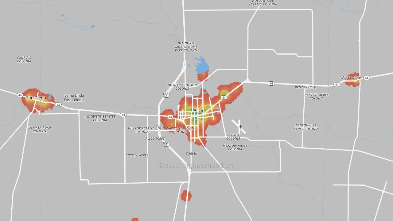 Walk Grade map of Alice, TX, walkable areas in green and car-dependent areas in red