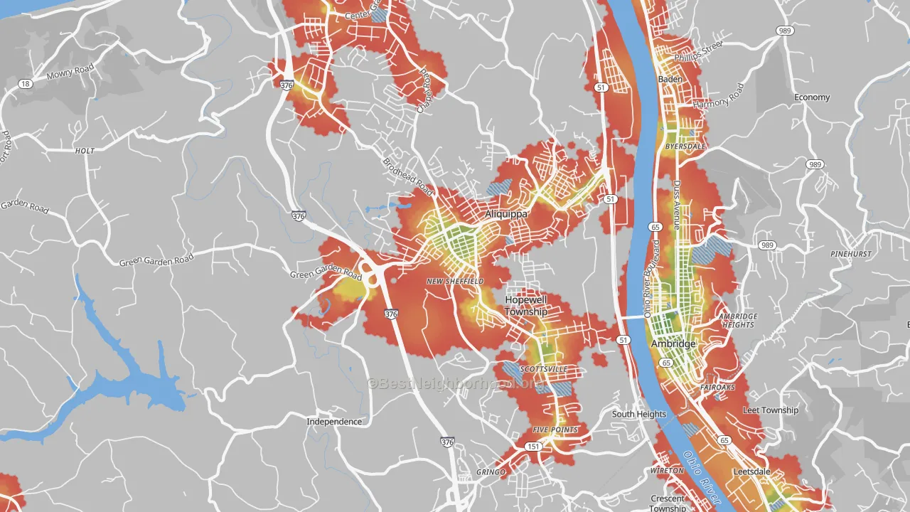 Walk Grade map of Aliquippa, PA, walkable areas in green and car-dependent areas in red