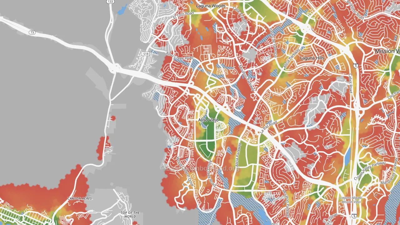 Walk Grade map of Aliso Viejo, CA, walkable areas in green and car-dependent areas in red