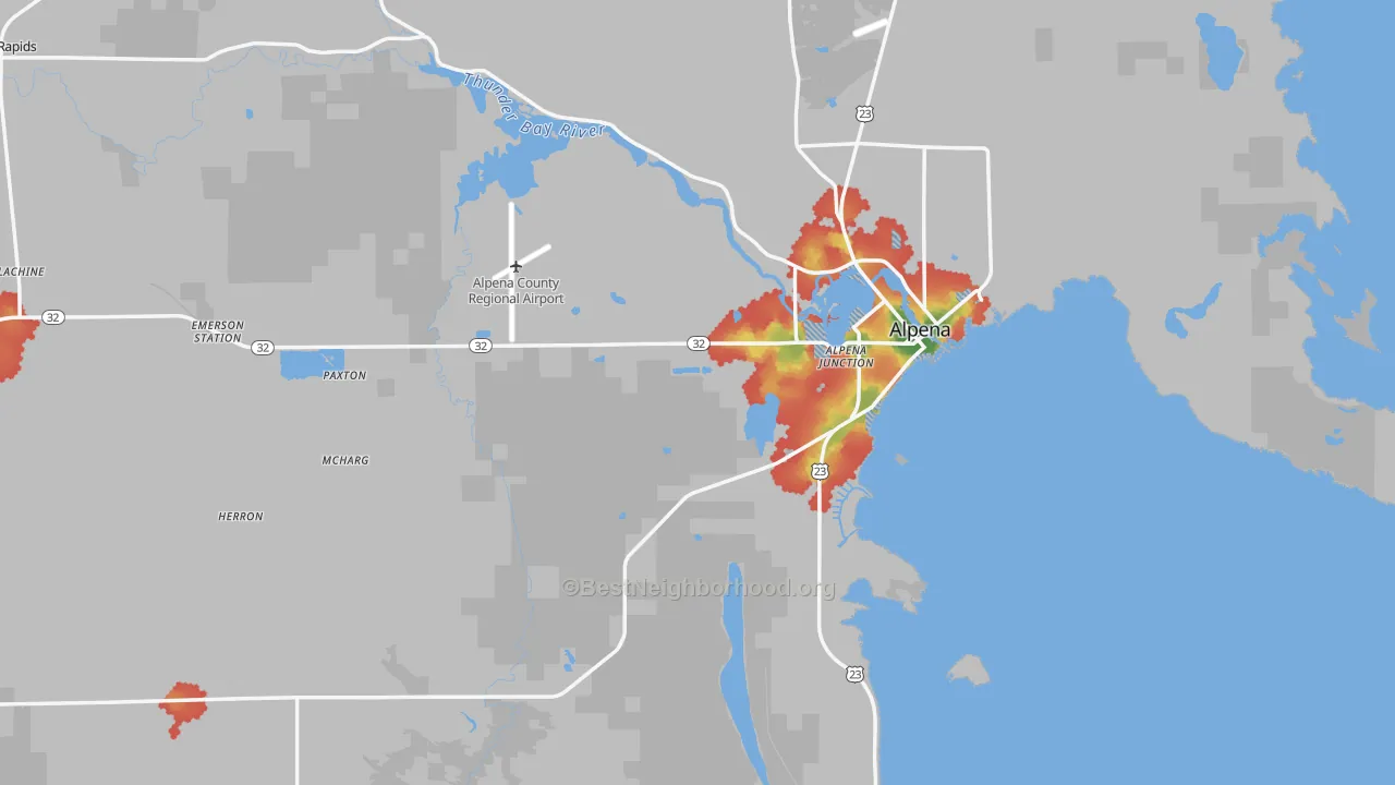 Walk Grade map of Alpena County, MI, walkable areas in green and car-dependent areas in red