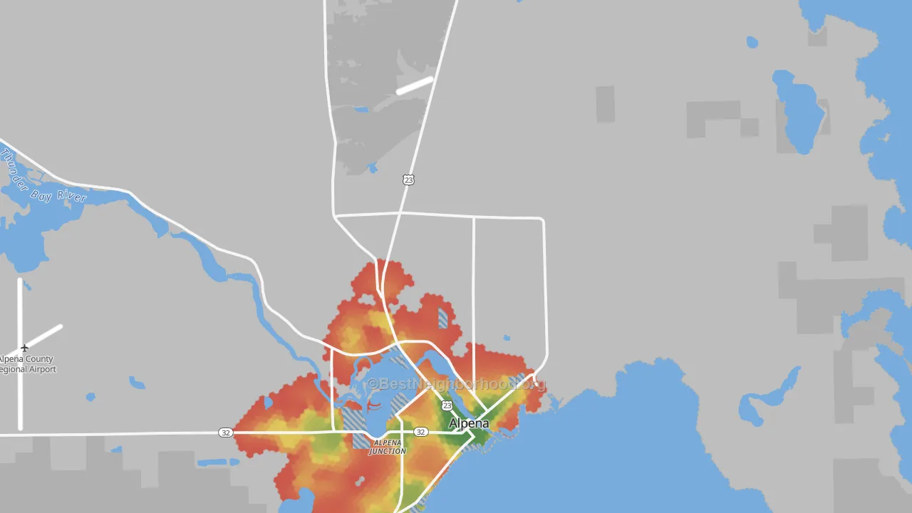 Walk Grade map of Alpena Junction, MI, walkable areas in green and car-dependent areas in red