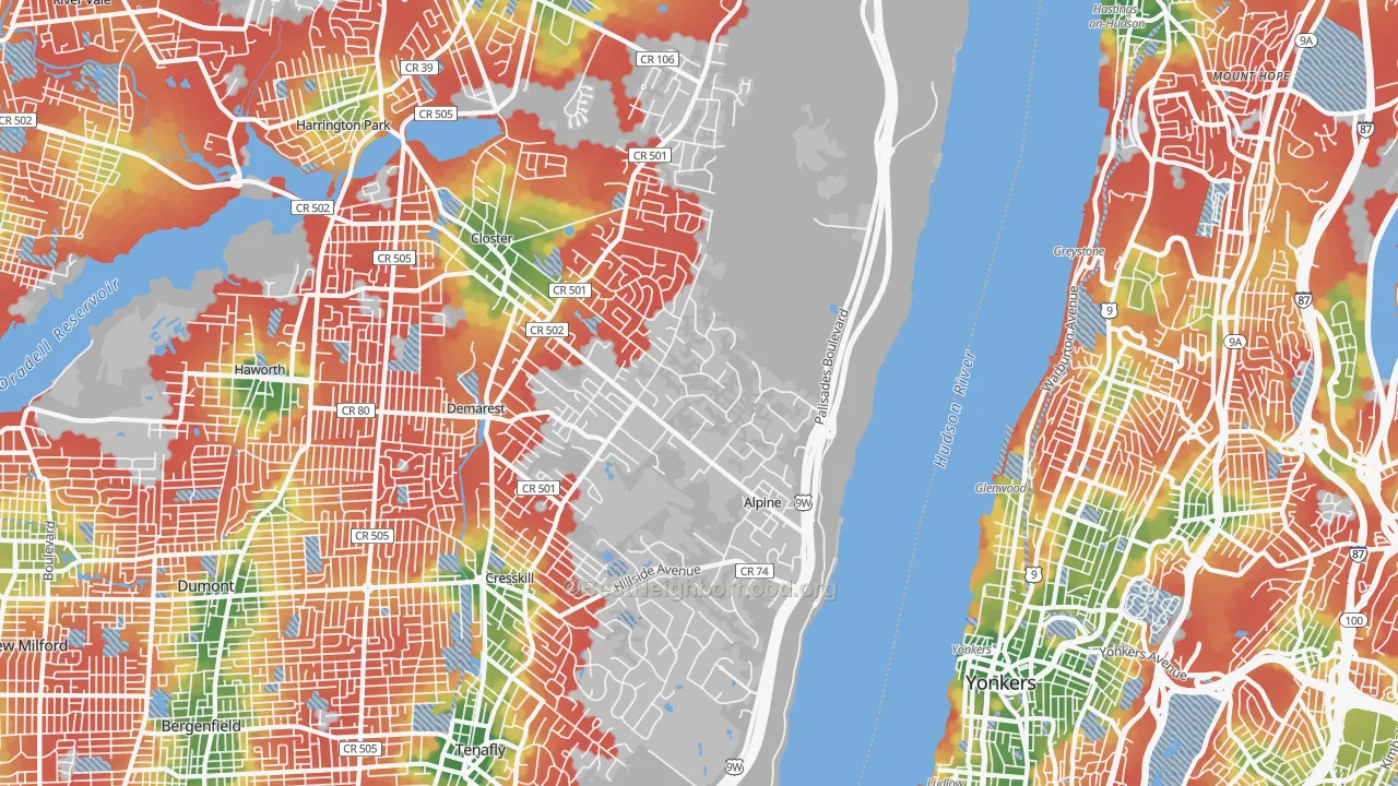 Walk Grade map of Alpine, NJ, walkable areas in green and car-dependent areas in red