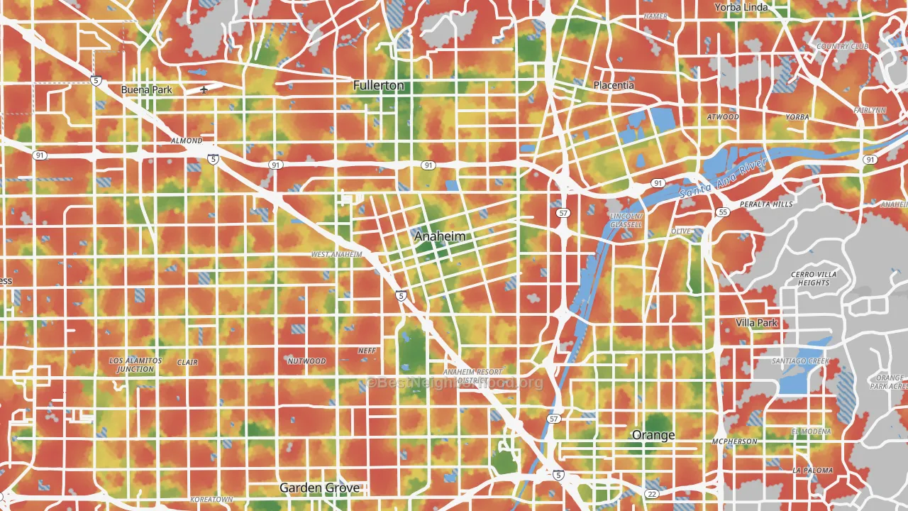 Walk Grade map of Anaheim, CA, walkable areas in green and car-dependent areas in red