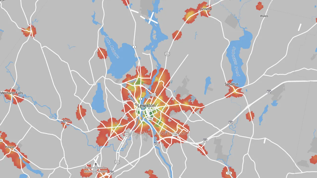 Walk Grade map of Androscoggin County, ME, walkable areas in green and car-dependent areas in red