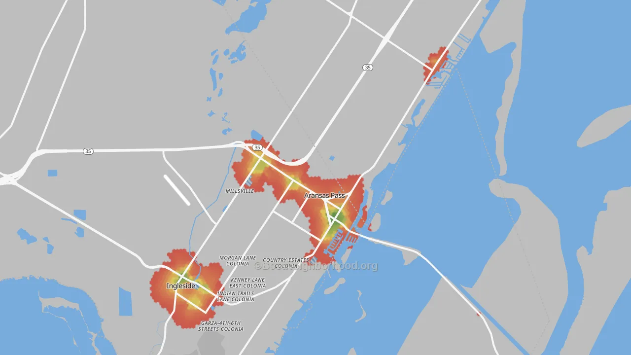 Walk Grade map of Aransas Pass, TX, walkable areas in green and car-dependent areas in red