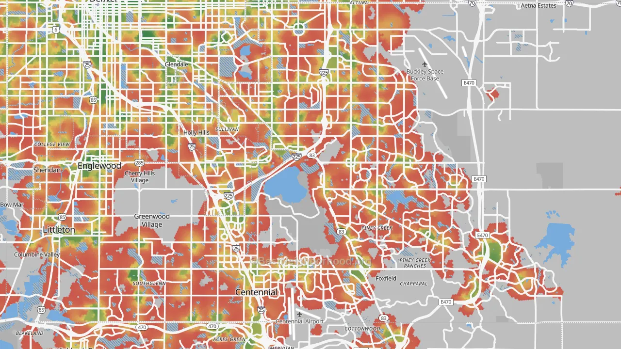 Walk Grade map of Arapahoe County, CO, walkable areas in green and car-dependent areas in red