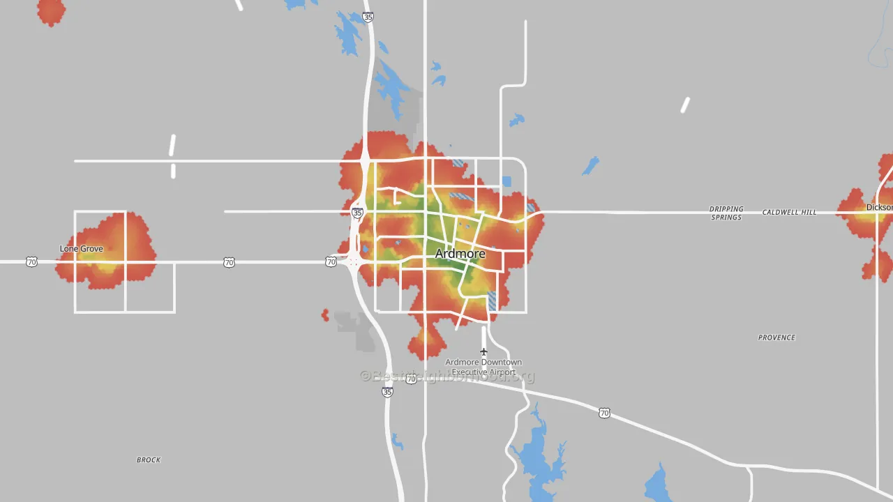 Walk Grade map of Ardmore, OK, walkable areas in green and car-dependent areas in red