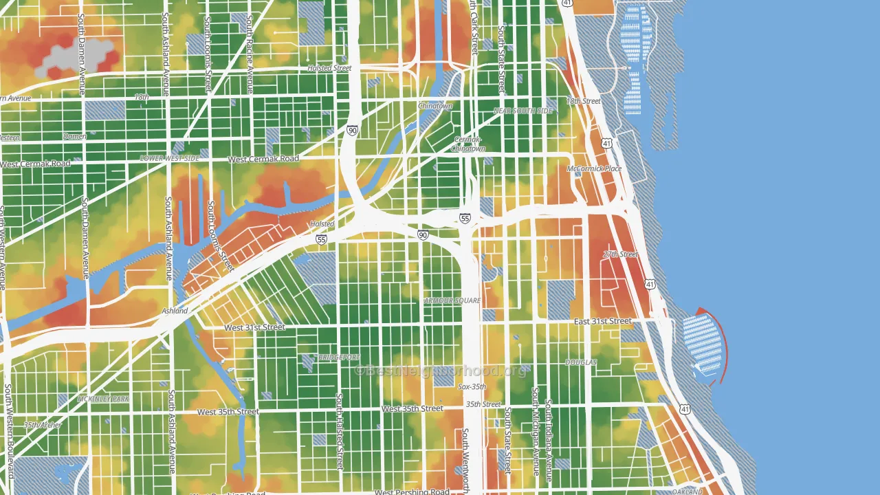 Walk Grade map of Armour Square, Chicago, IL, walkable areas in green and car-dependent areas in red