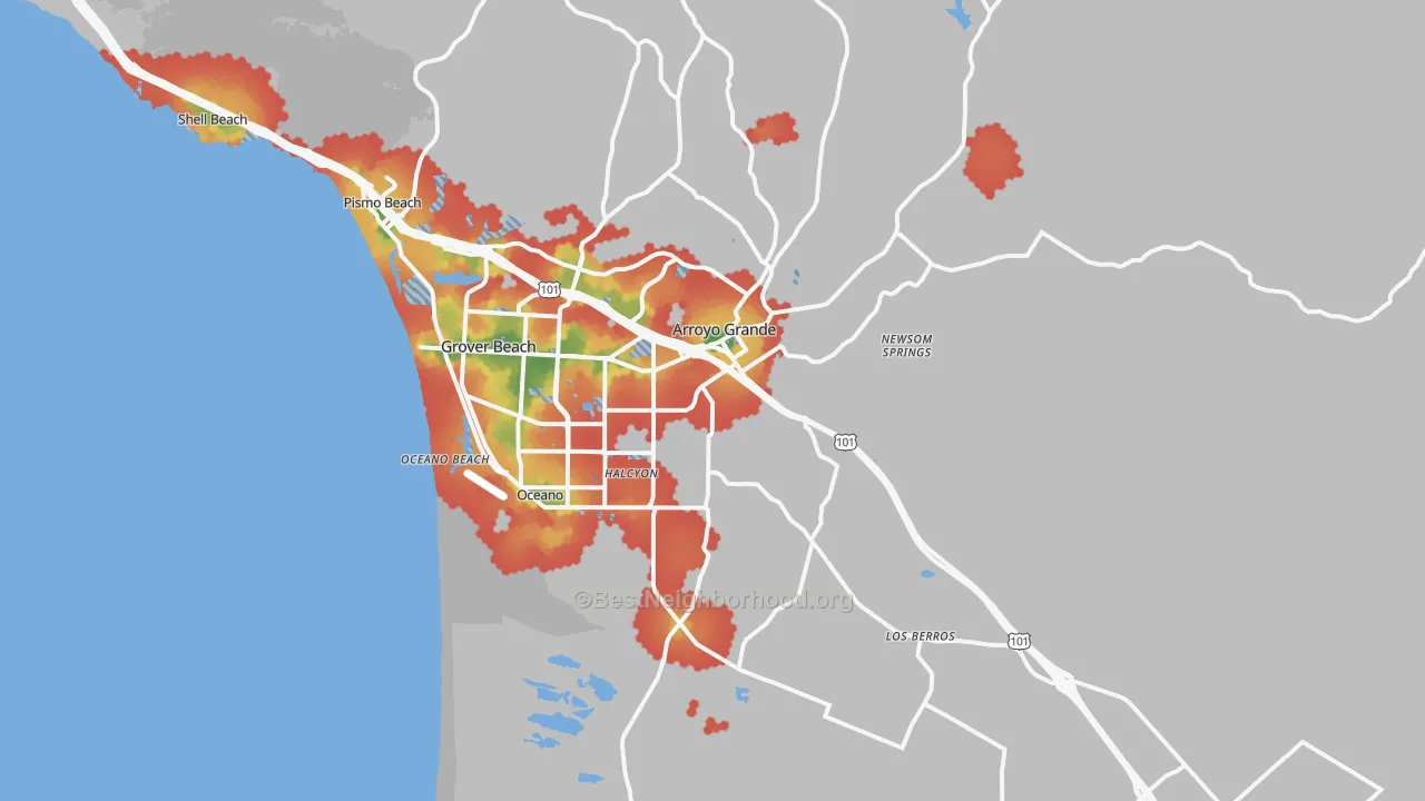 Walk Grade map of Arroyo Grande, CA, walkable areas in green and car-dependent areas in red