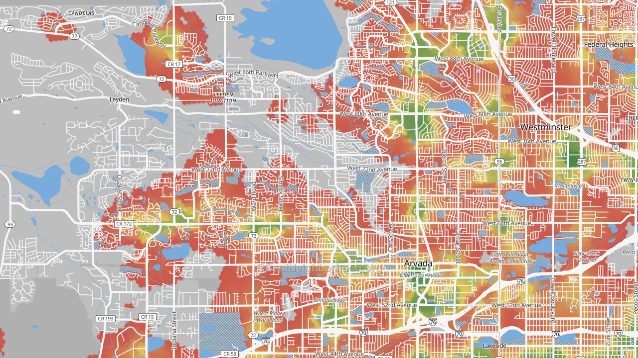 Walk Grade map of Arvada, CO, walkable areas in green and car-dependent areas in red