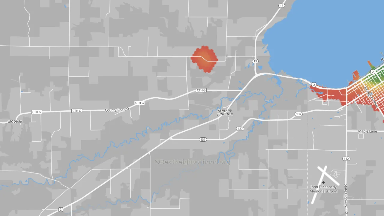 Walk Grade map of Ashland Junction, WI, walkable areas in green and car-dependent areas in red