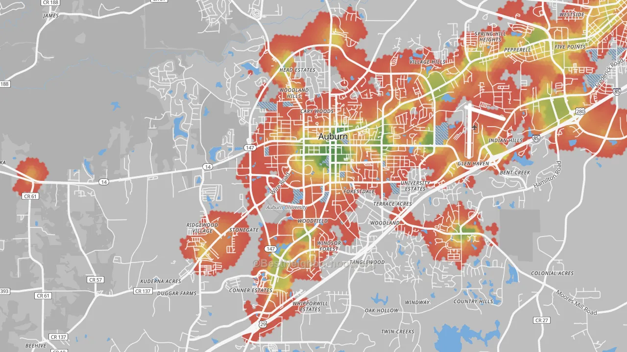 Walk Grade map of Auburn, AL, walkable areas in green and car-dependent areas in red