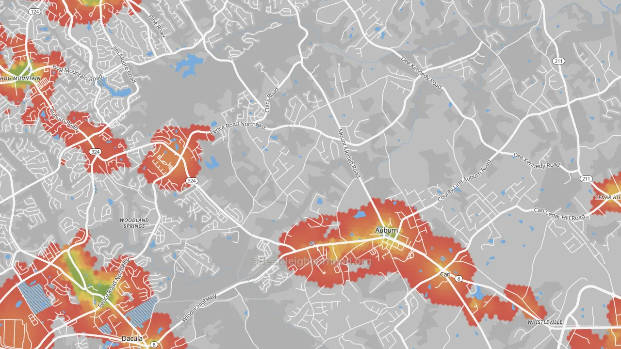 Walk Grade map of Auburn, GA, walkable areas in green and car-dependent areas in red