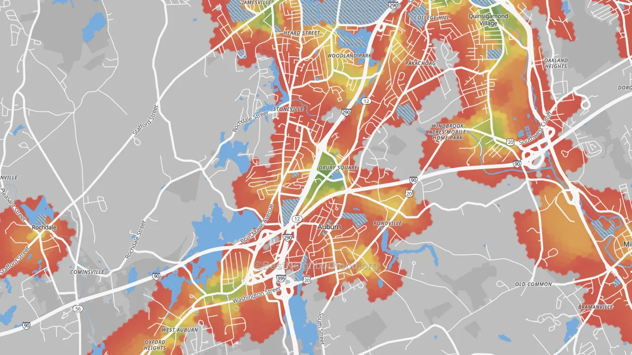 Walk Grade map of Auburn, MA, walkable areas in green and car-dependent areas in red