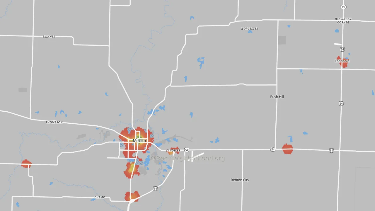 Walk Grade map of Audrain County, MO, walkable areas in green and car-dependent areas in red