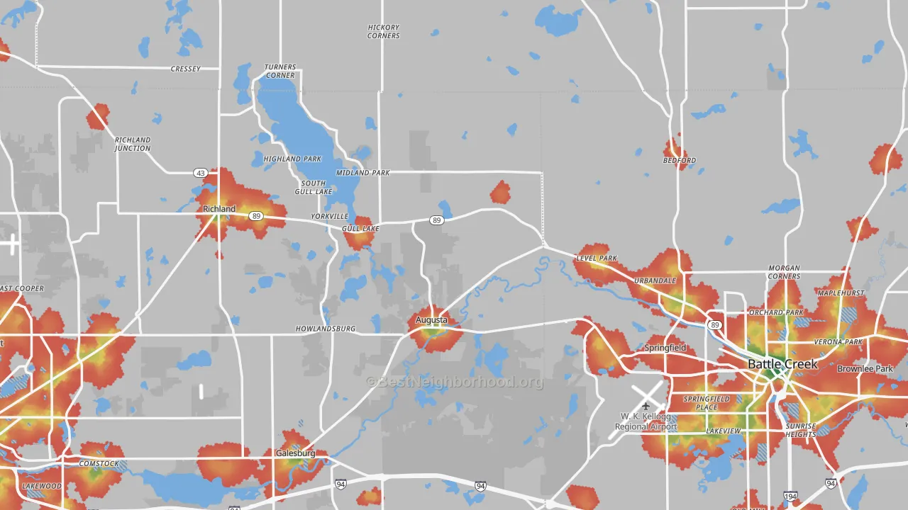 Walk Grade map of Augusta, MI, walkable areas in green and car-dependent areas in red