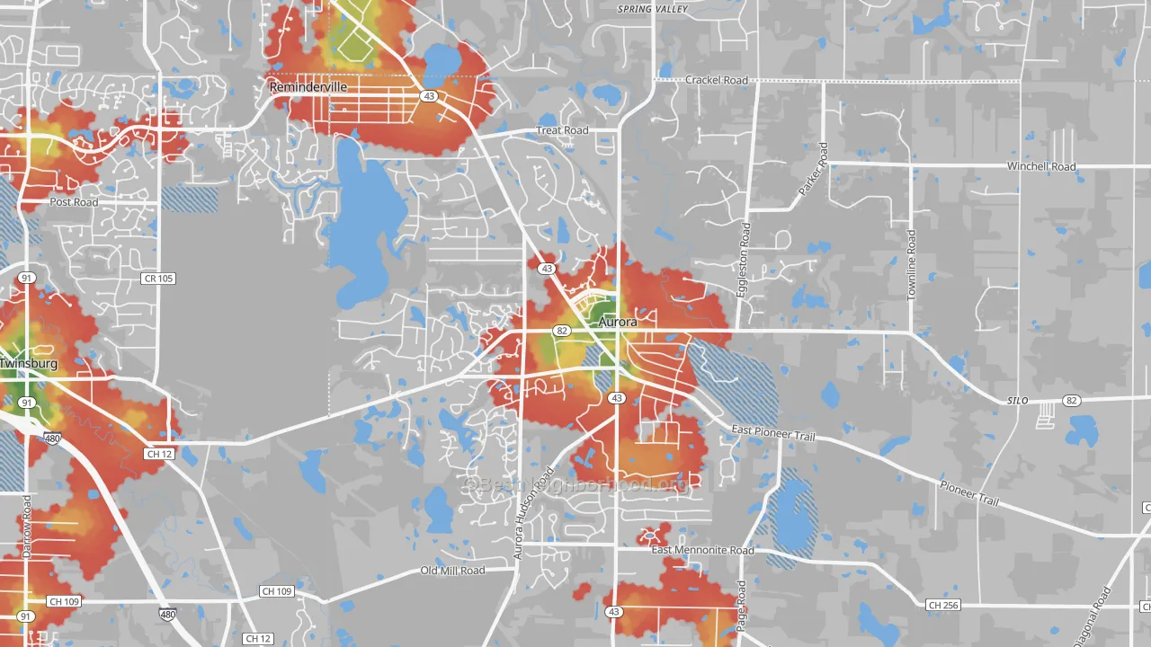 Walk Grade map of Aurora, OH, walkable areas in green and car-dependent areas in red