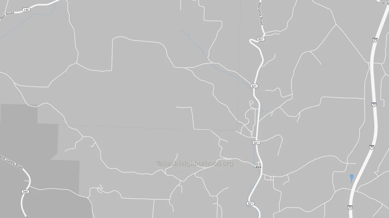Walk Grade map of Ava, OH, walkable areas in green and car-dependent areas in red