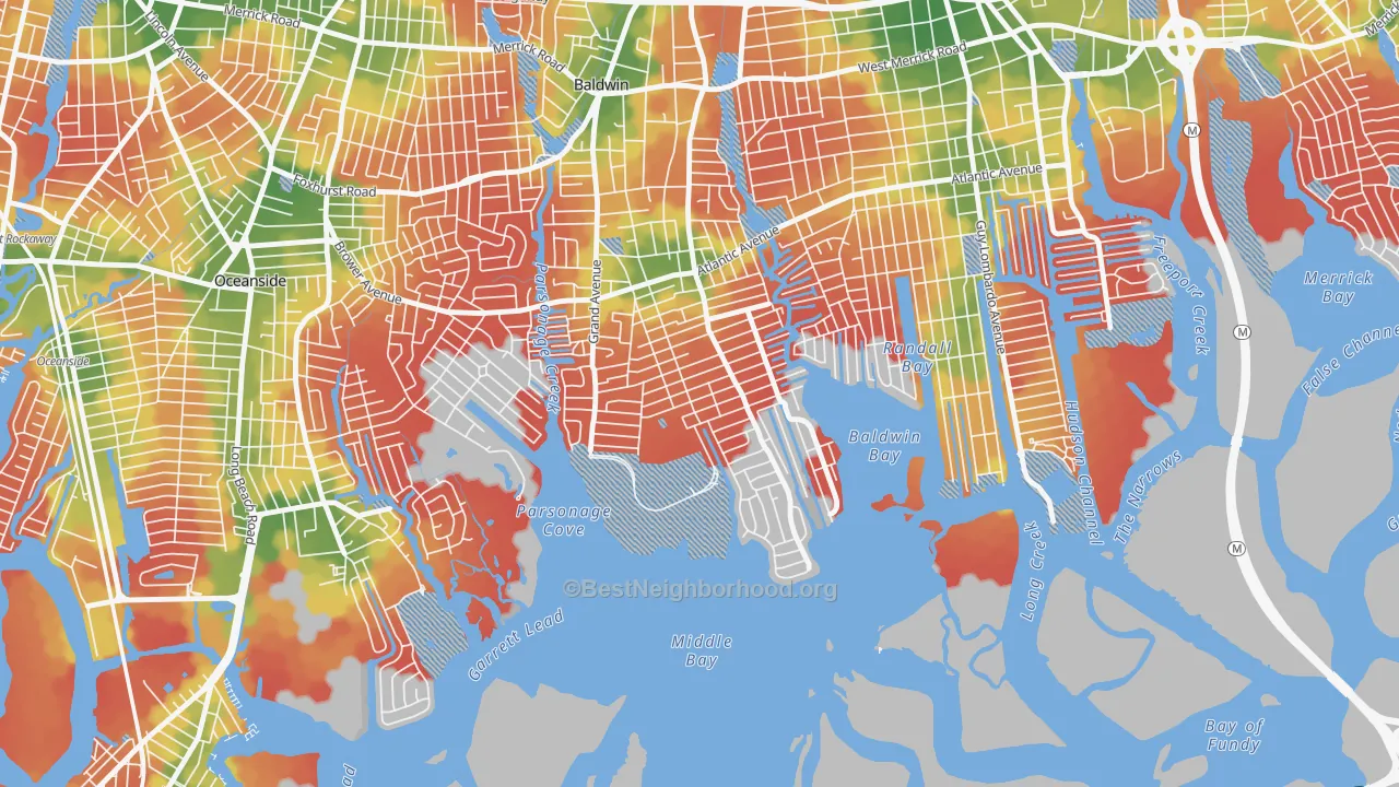 Walk Grade map of Baldwin Harbor, NY, walkable areas in green and car-dependent areas in red